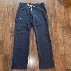 FIGS Charcoal Kade Cargo Scrub Pant